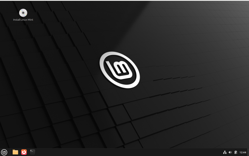 Linux Mint Xia Desktop nach Start vom USB-Stick
